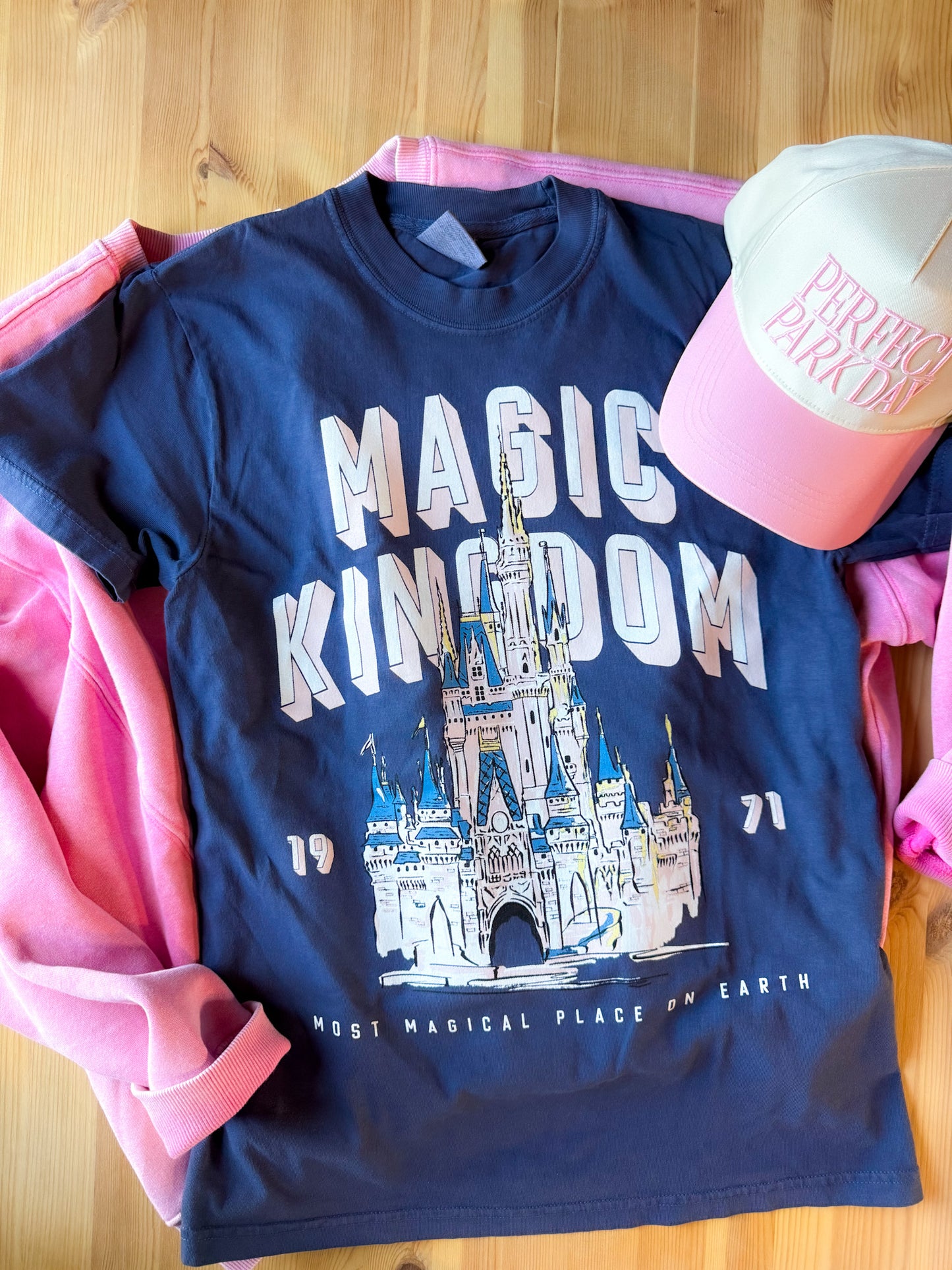 WDW Castle CC Tee - 2 Colors - S, M, 3XL, 4XL