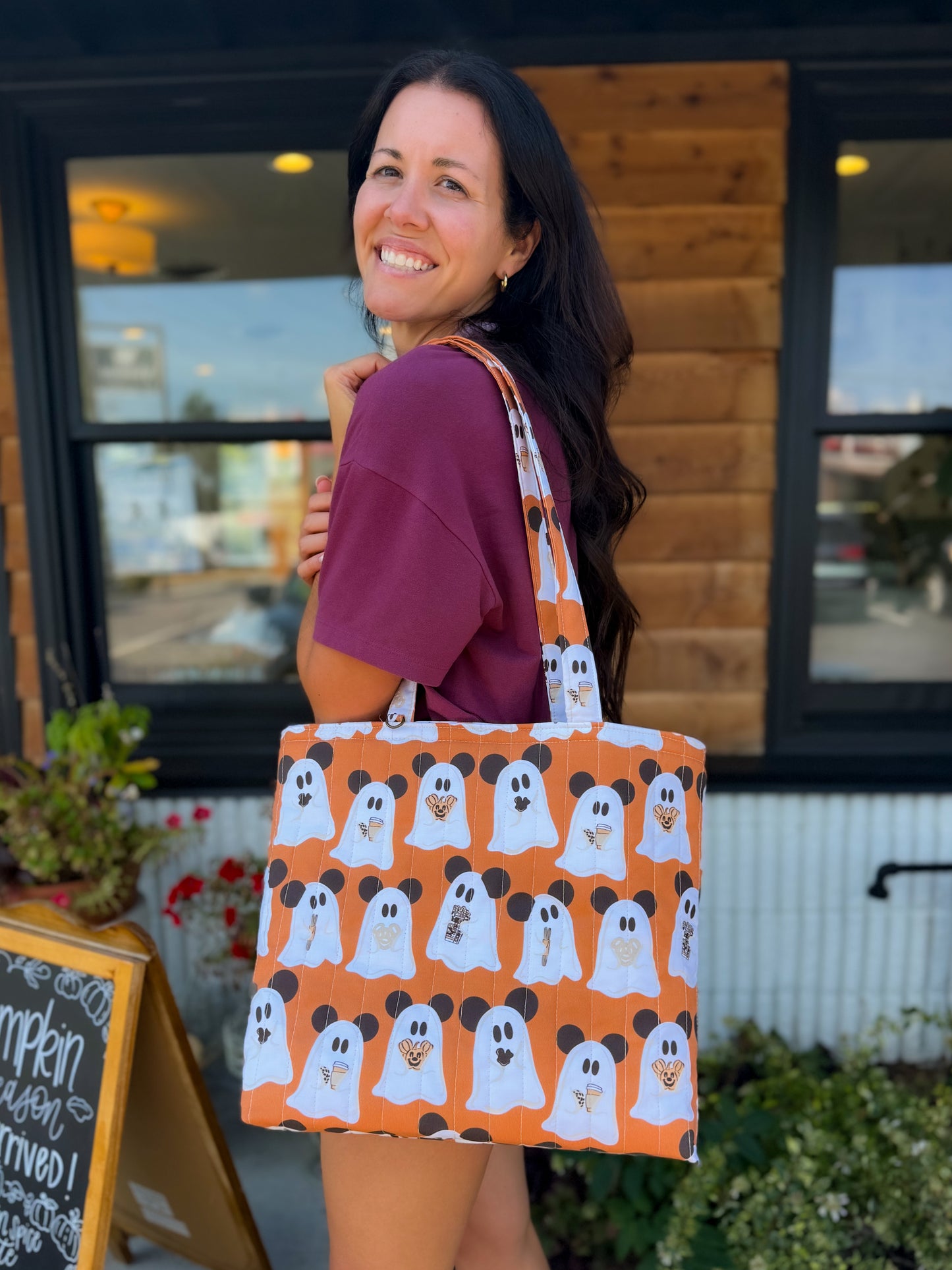 Fall Classic Quilted Tote - Snacking Ghosts - PREORDER