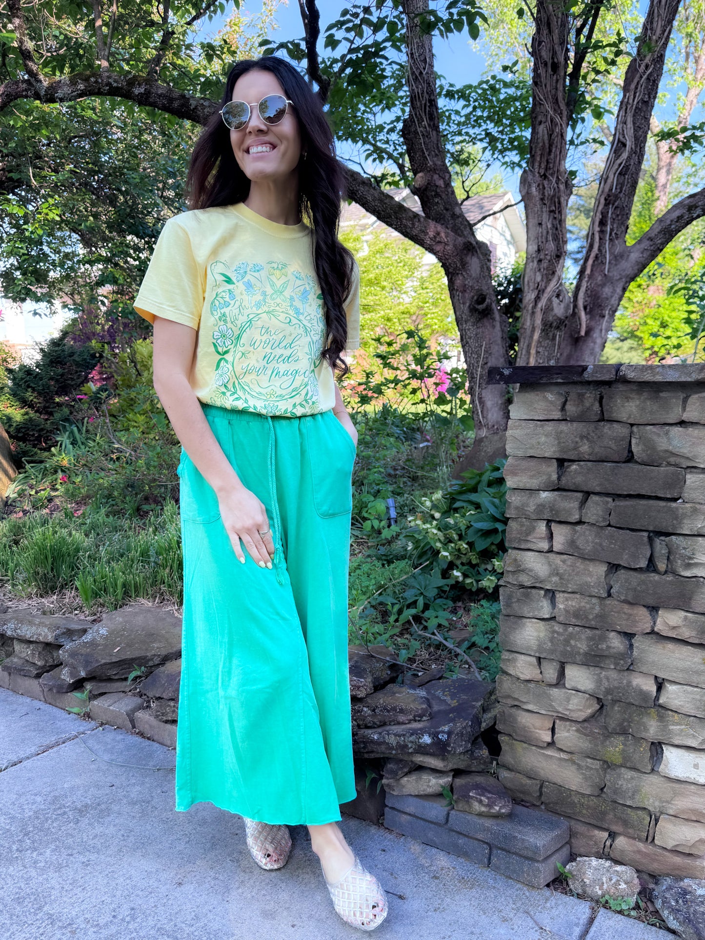 Faith and Trust Floral CC Tee - Butter - IMPERFECT - M