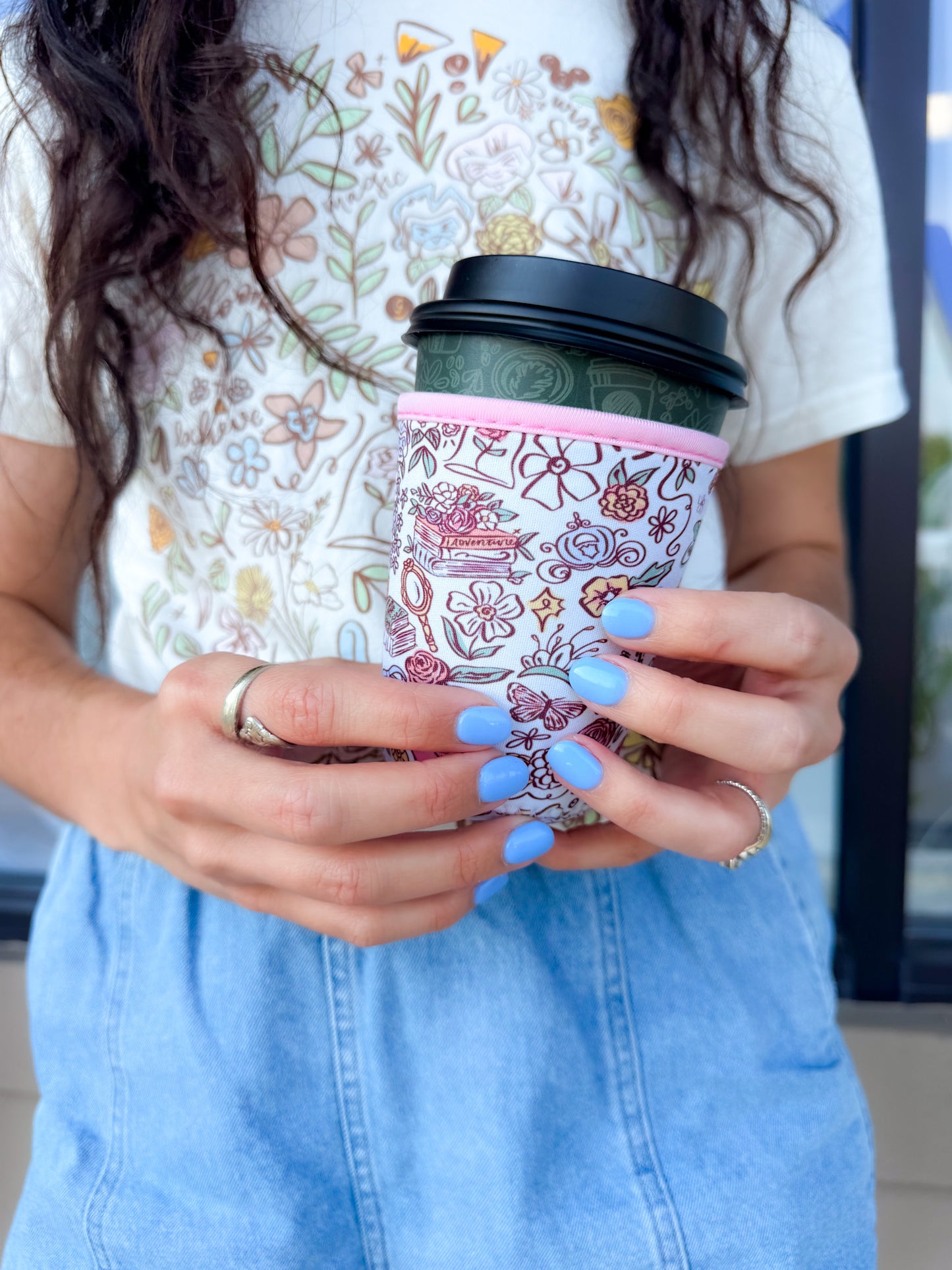 Fairytale Floral Cup Sleeve- White & Floral