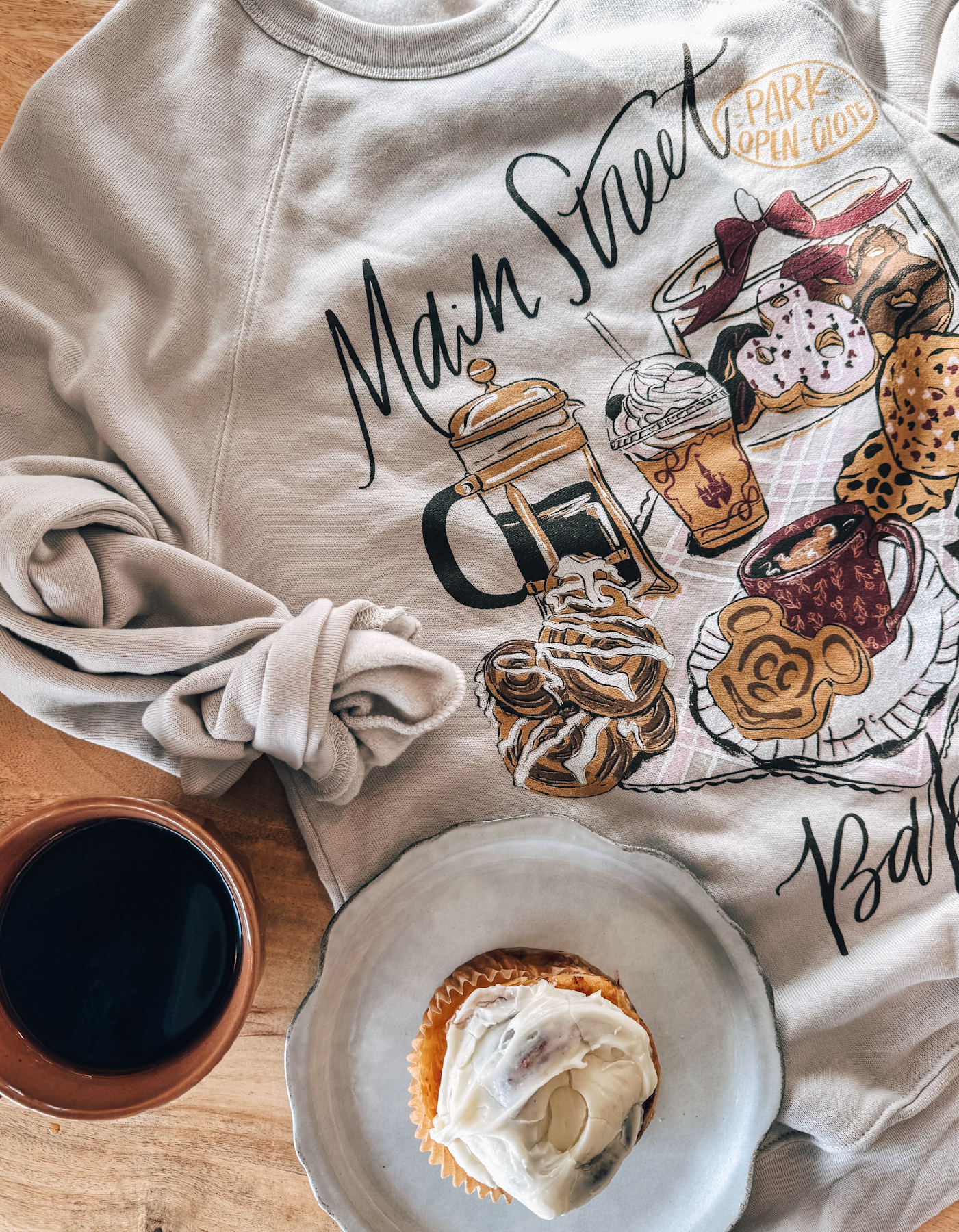 Main Street Bakery Sponge Fleece Sweatshirt - Ivory - Large